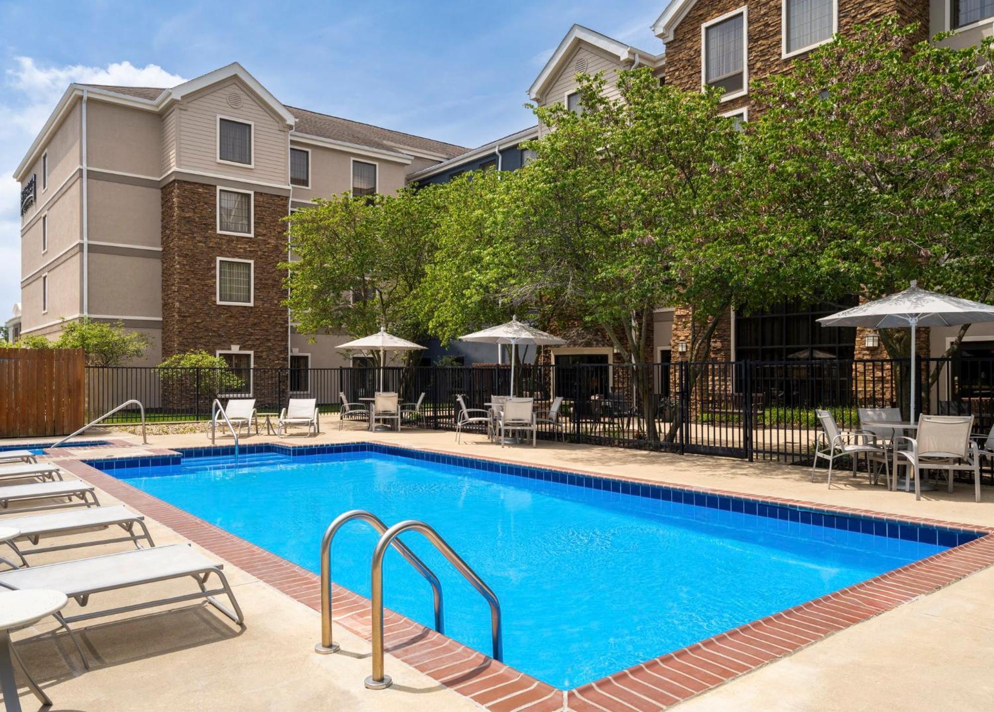 Staybridge Suites Indianapolis-Airport By Ihg Plainfield Exterior foto